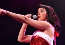 Stars Dressed as Attractive Santas: Images of Katy Perry, Lizzo & Extra Stars Dressed as Sexy Santas: Photos of Katy Perry, Lizzo & More