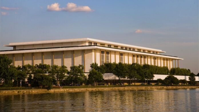 Kennedy Center Revised Bylaws to Prevent Non-Trump Appointees from Voting Against Name Change: Report