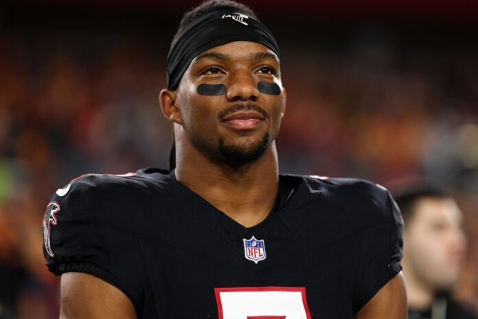 Falcons Star Bijan Robinson Apologizes for Using Homophobic Phrase on Live TV