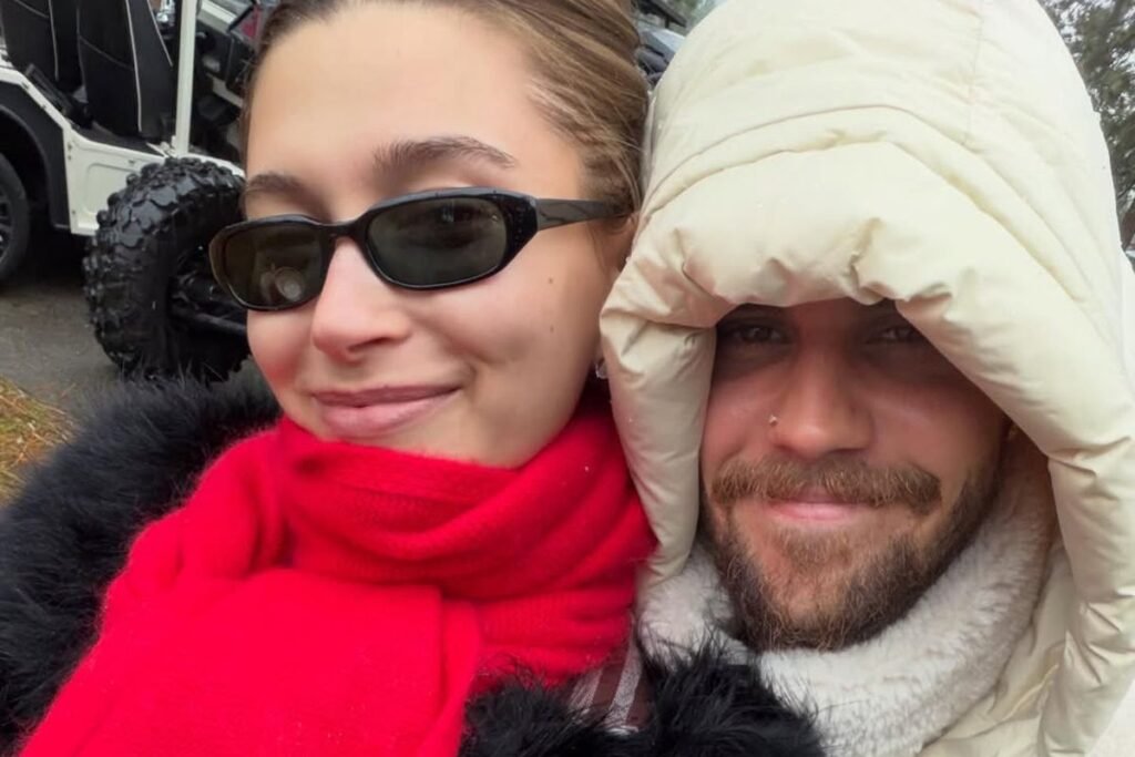 Justin Bieber Shares Loved-Up Photo with Wife Hailey for Christmas