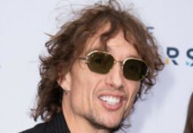 Justin Hawkins manufacturers Harry Types 'unforgettable' and Coldplay 'uninteresting' Justin Hawkins brands Harry Styles 'unforgettable' and Coldplay 'dull'
