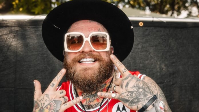 teddy-swims-uses-ai.jpg Teddy Swims Says He Uses AI to Make Music