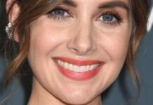 Alison Brie In Nipple-Flashing Bikini Highlights Her 'Good Apples' Alison Brie In Nipple-Flashing Bikini Highlights Her 'Nice Apples'
