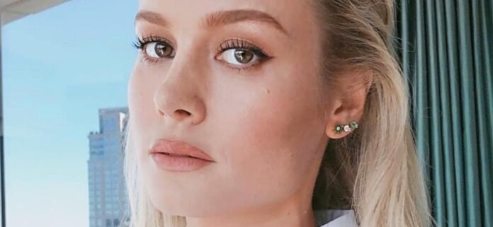 Brie Larson In Plunging Dress Told Boobs 'Only Reason' Why She's 'Popular'