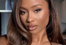 Kayla Nicole In Risqué Black Robe Leaves Followers Wanting Extra Kayla Nicole In Risqué Black Gown Leaves Fans Wanting More