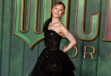 Ariana Grande provides replace on Everlasting Sunshine Tour as Depraved star seems at Critics Alternative Awards Ariana Grande gives update on Eternal Sunshine Tour as Wicked star appears at Critics Choice Awards